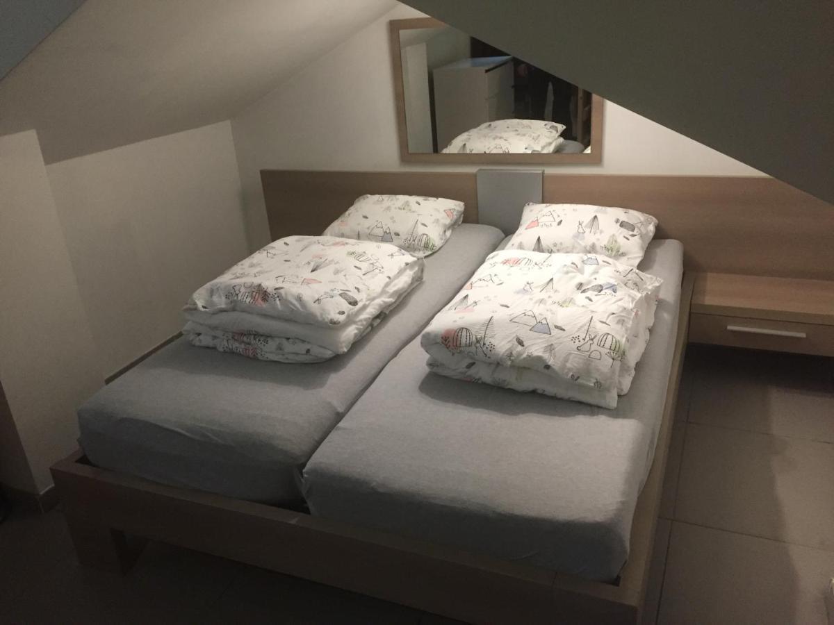 De Bron Villa Beringen Kültér fotó