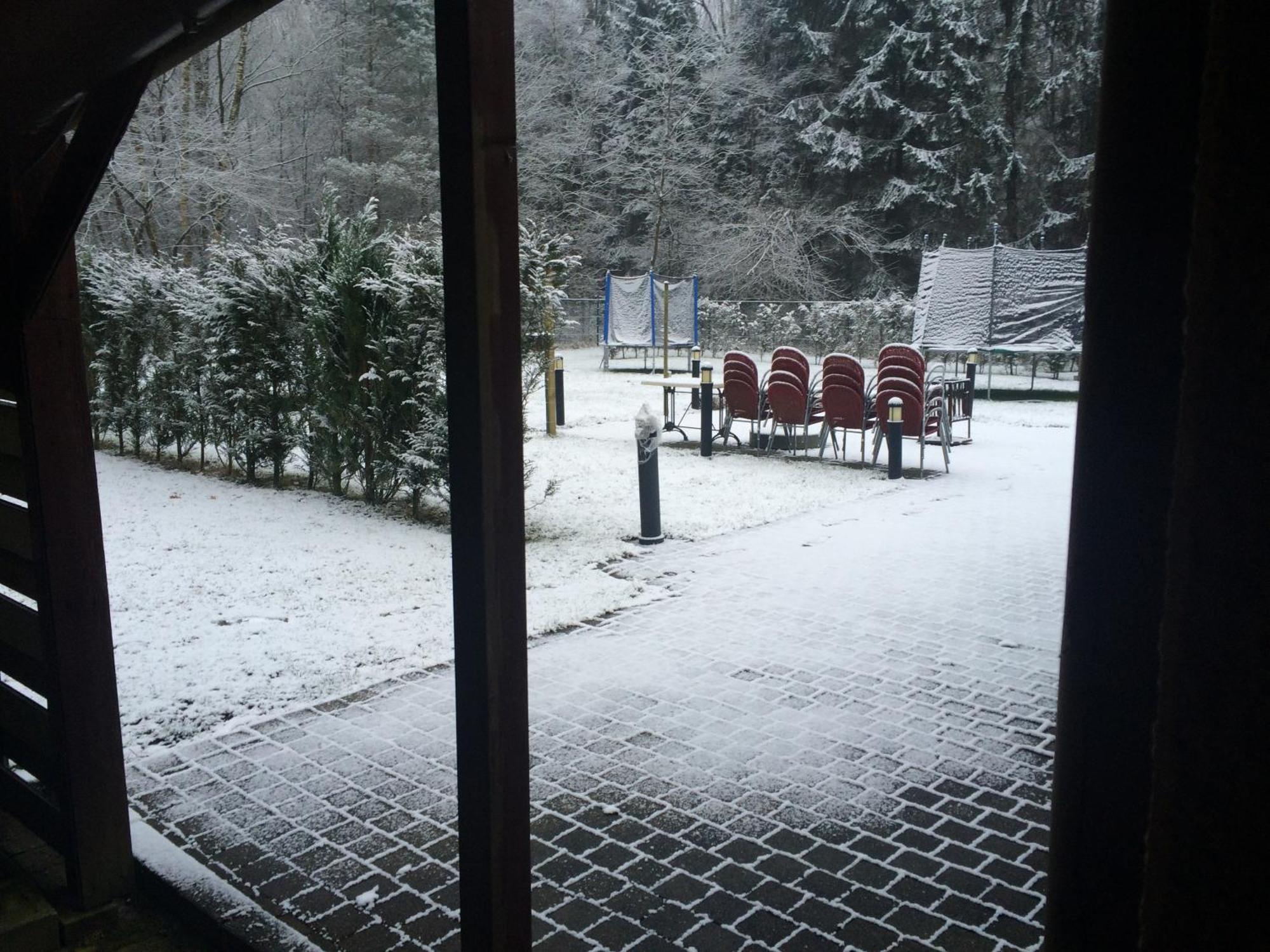 De Bron Villa Beringen Kültér fotó