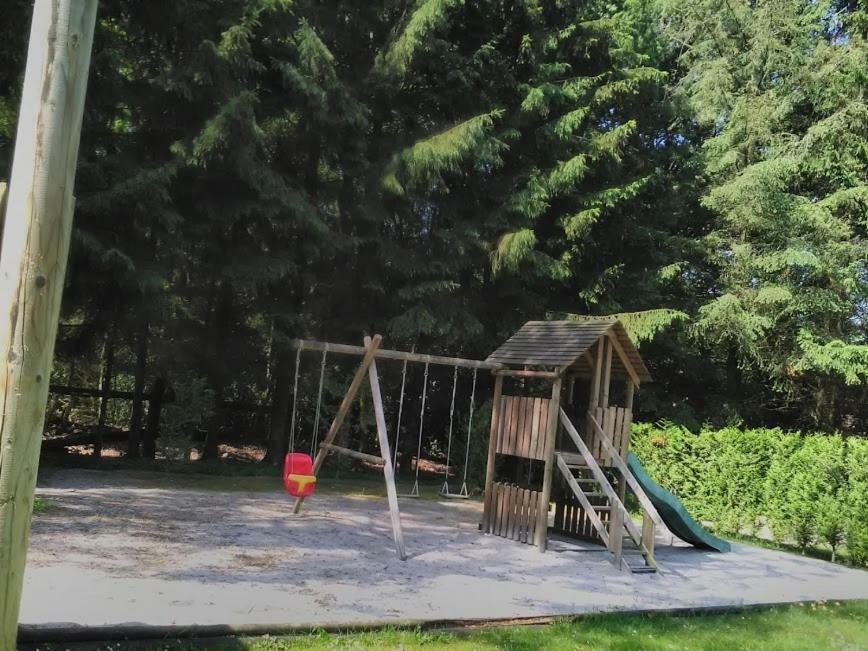 De Bron Villa Beringen Kültér fotó
